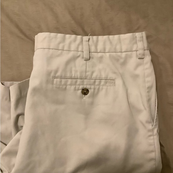 Shorts - Picture 2 of 3